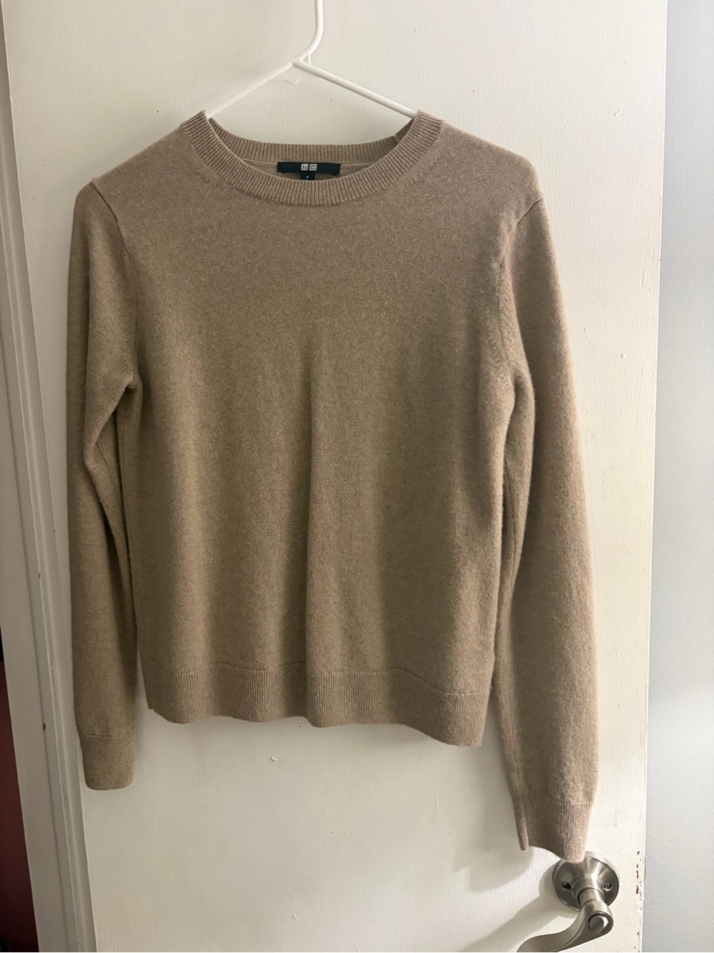 Uniqlo Women's Crewneck Sweater in Light Brown